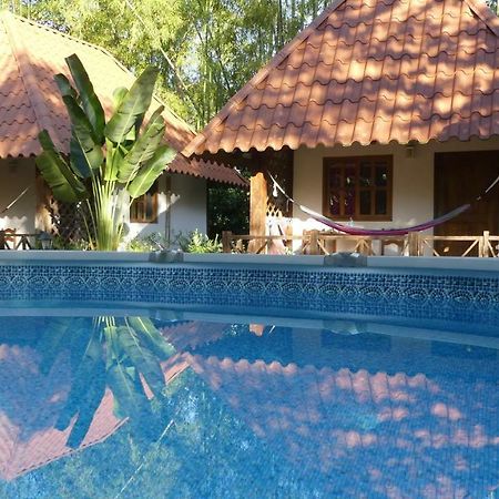 Naturalmente Boutique Bungalows Y Cocina Mediterranea Las Lajas  Eksteriør billede