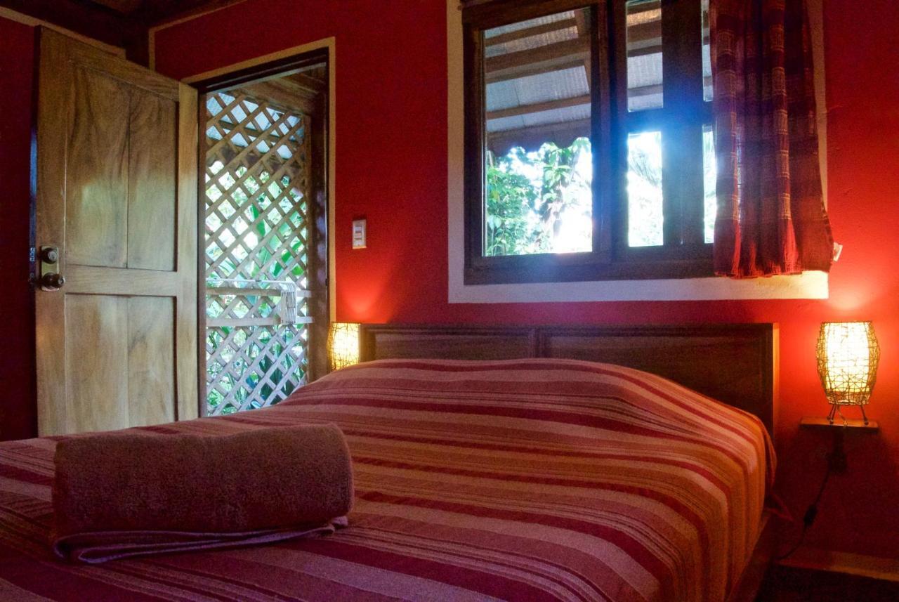 Naturalmente Boutique Bungalows Y Cocina Mediterranea Las Lajas  Eksteriør billede