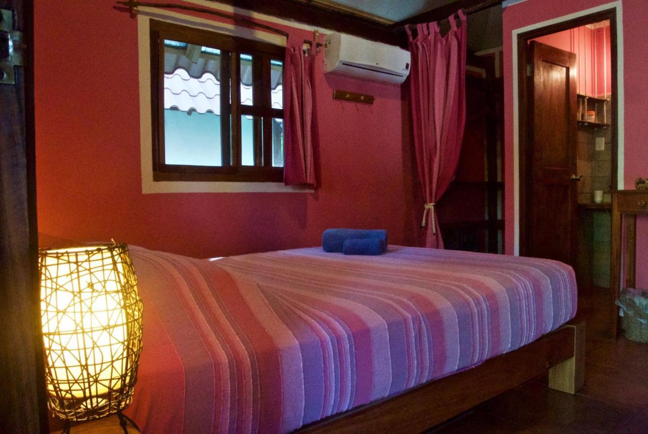 Naturalmente Boutique Bungalows Y Cocina Mediterranea Las Lajas  Eksteriør billede